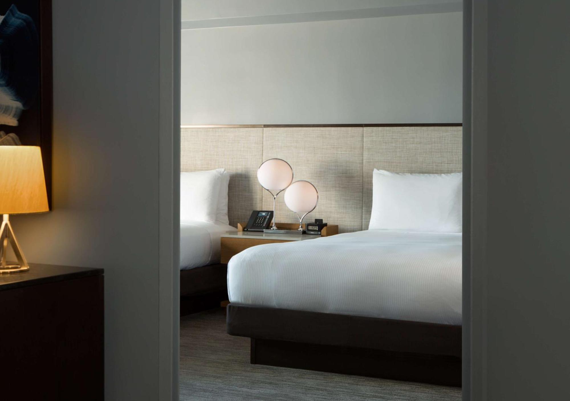 Hotel New York Hilton Midtown Esterno foto